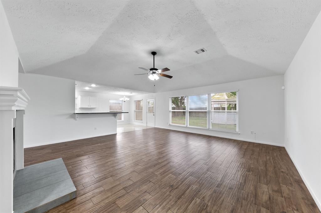 7038 Stonewall Ridge Drive, Richmond, Texas image 7