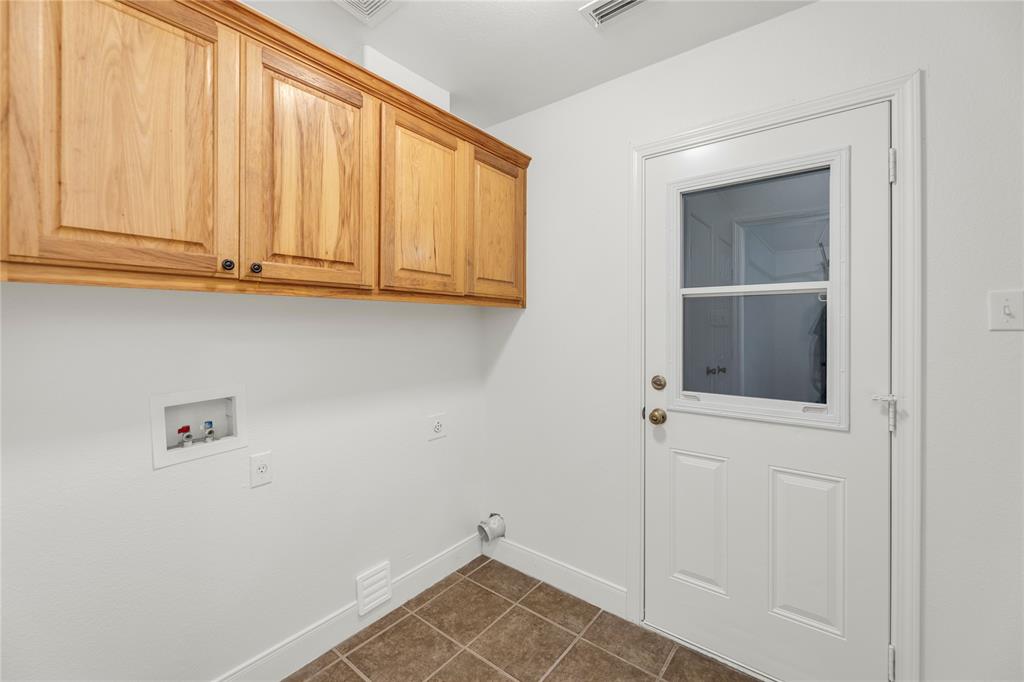 330 Rose Mayer Loop Loop, La Grange, Texas image 15