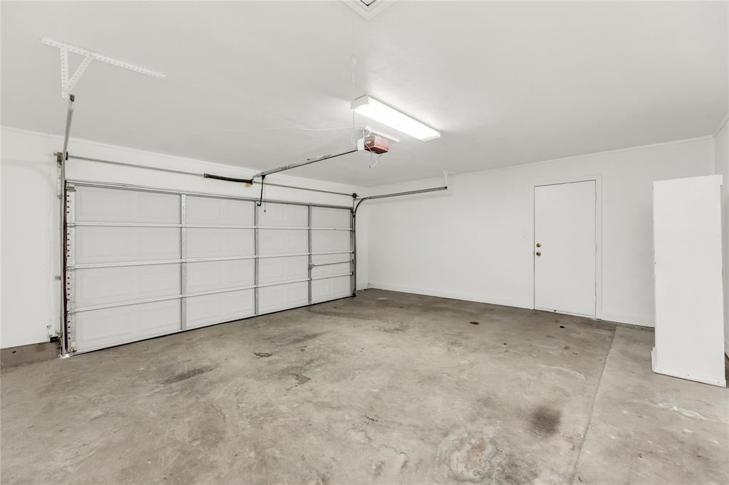 330 Rose Mayer Loop Loop, La Grange, Texas image 14