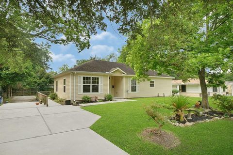 A home in La Marque