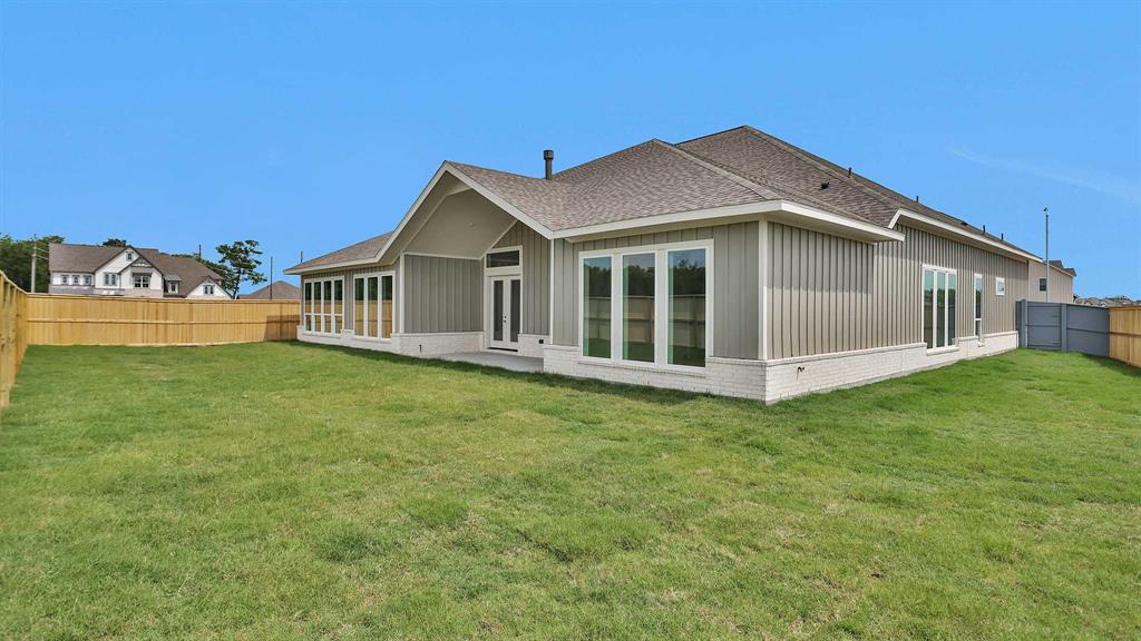 32410 Sedge Sprite Court, Fulshear, Texas image 7