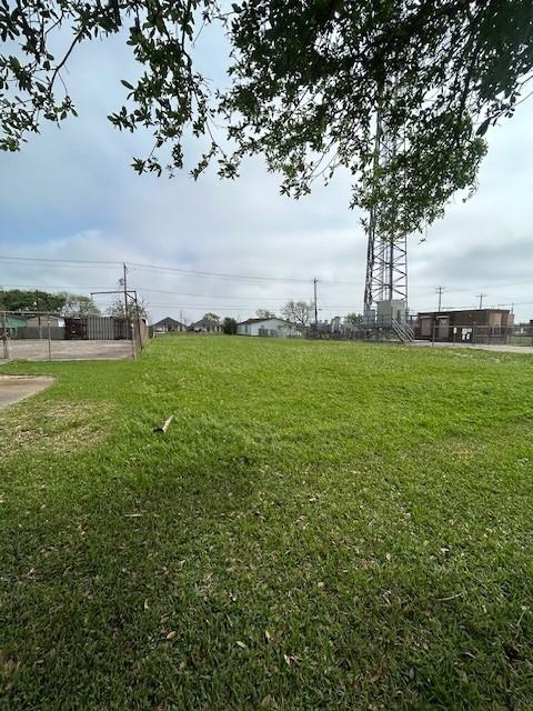 S Gulf Boulevard, Freeport, Texas image 11