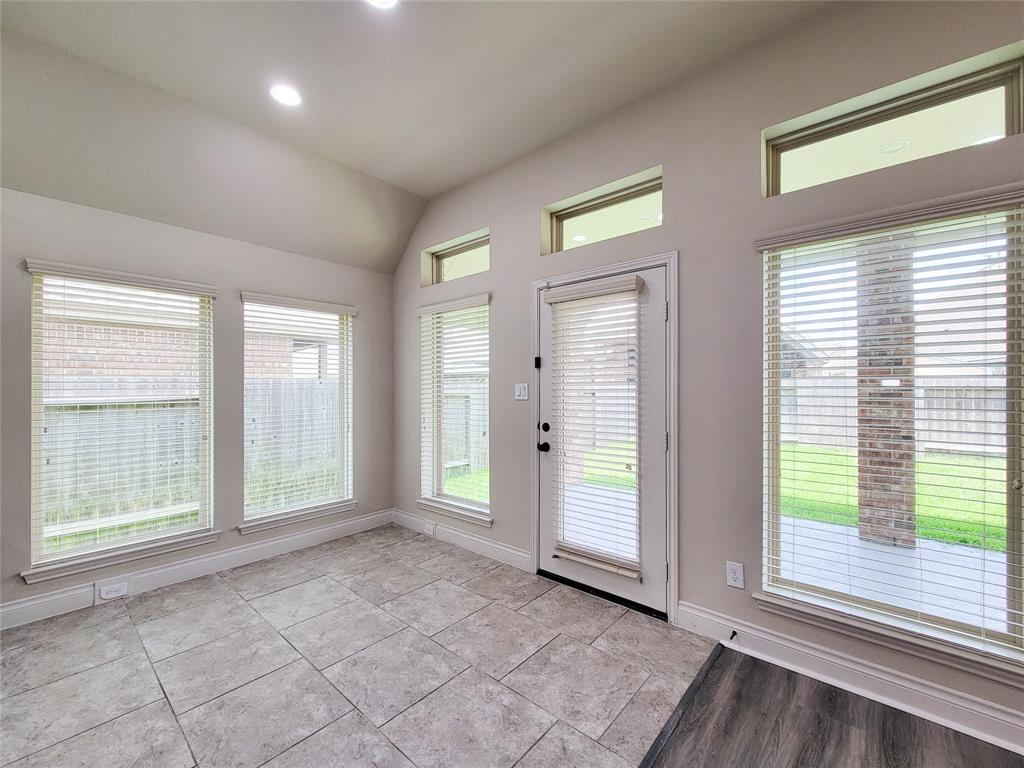 1314 Watercrest Park Lane, Rosenberg, Texas image 30
