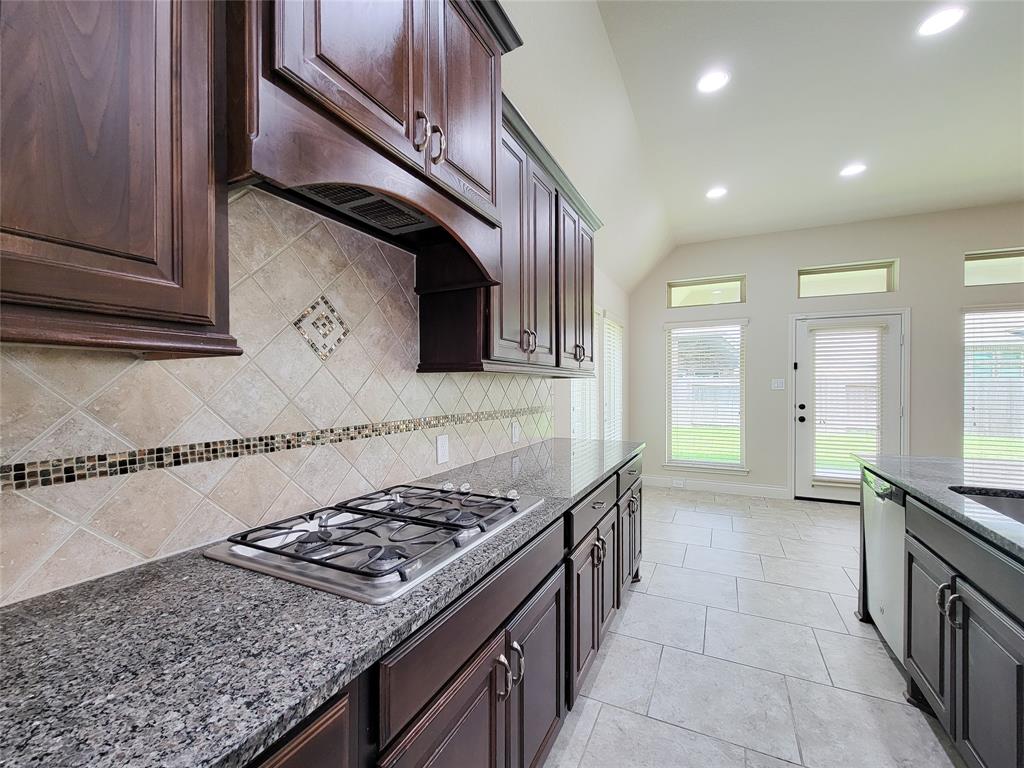 1314 Watercrest Park Lane, Rosenberg, Texas image 24