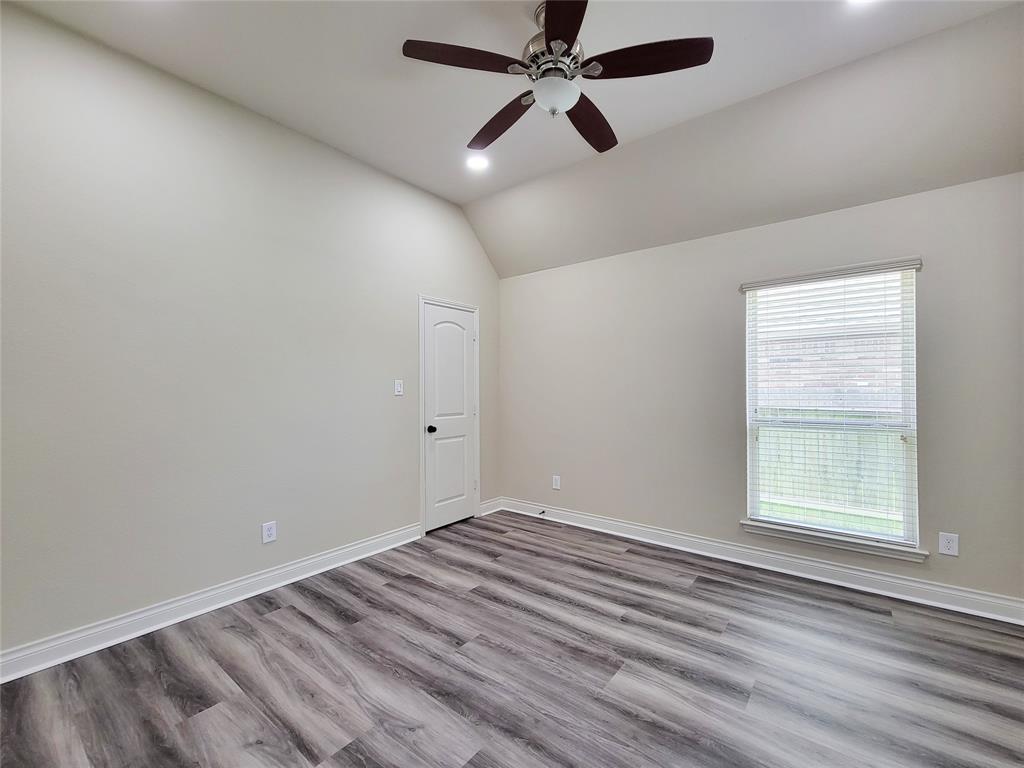 1314 Watercrest Park Lane, Rosenberg, Texas image 9