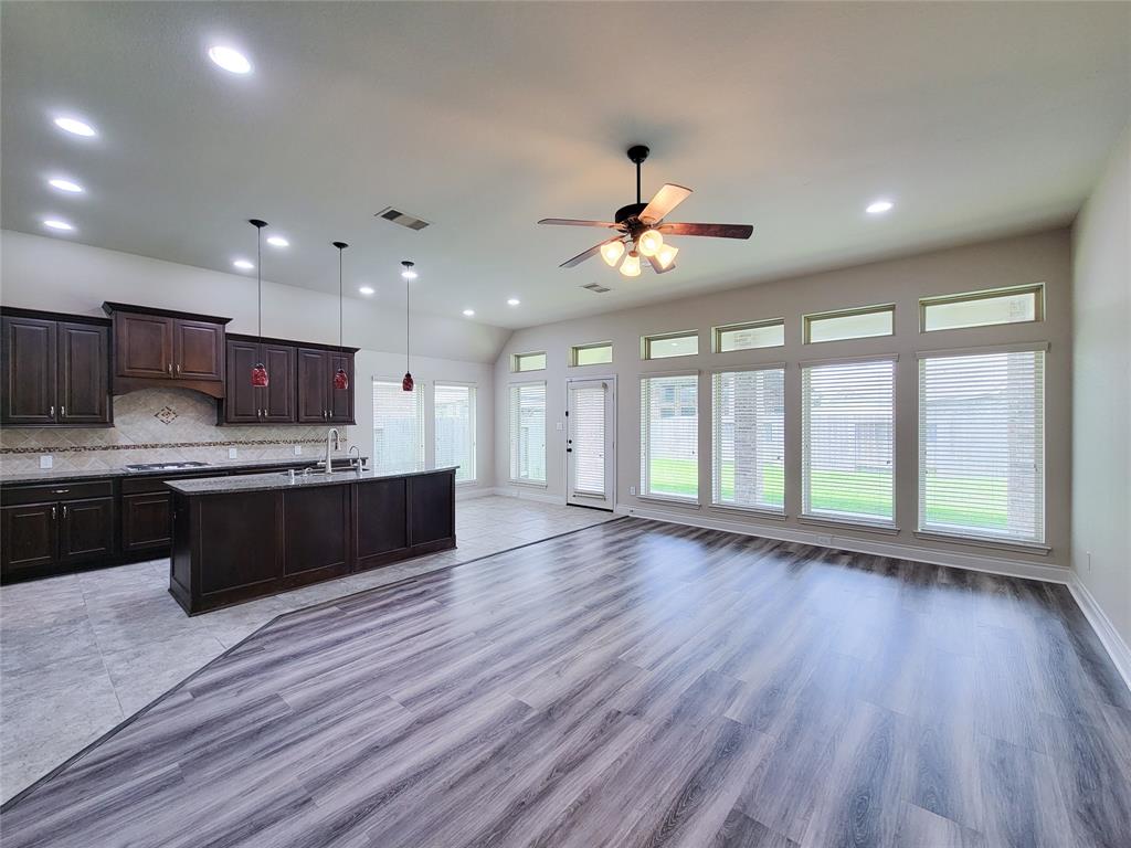 1314 Watercrest Park Lane, Rosenberg, Texas image 19