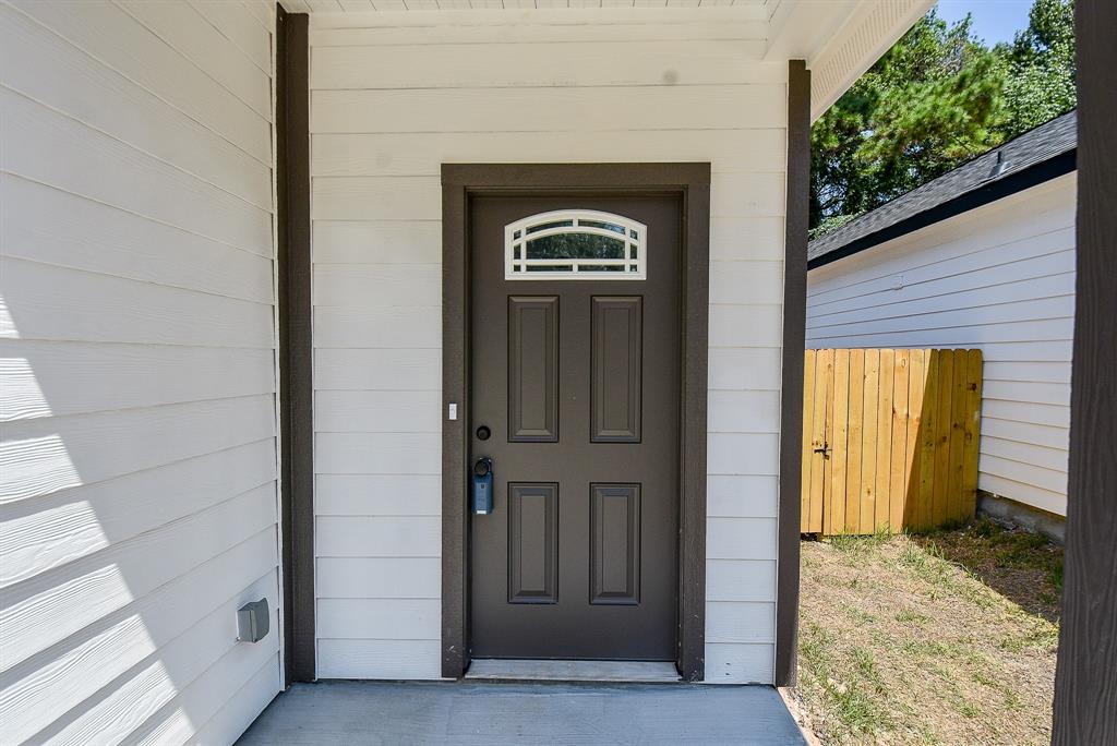 16978 W Lynbrook
