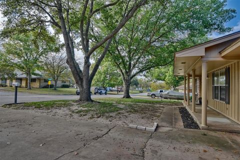 A home in Brenham