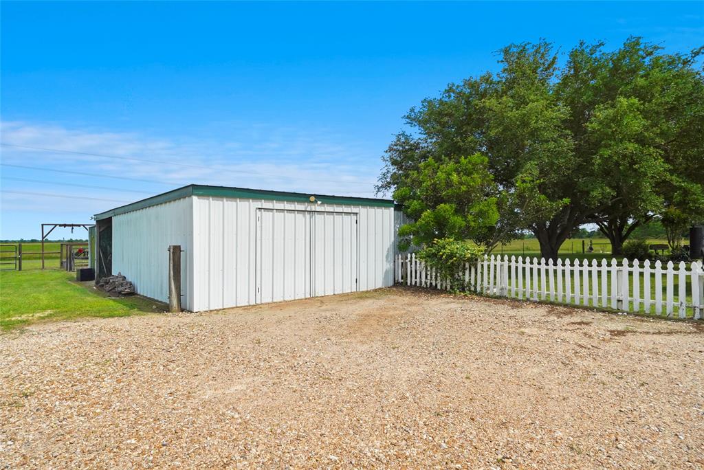 16070 Warren Ranch Road, Hockley, Texas image 4