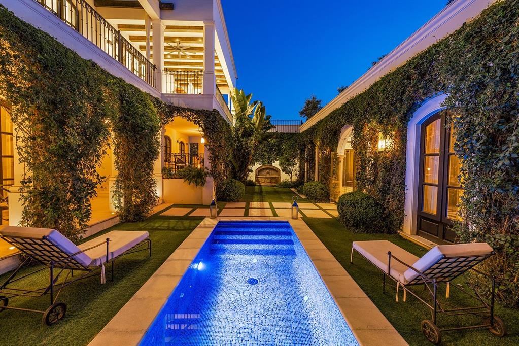 Mexico, 5 Bedrooms Bedrooms, ,7 BathroomsBathrooms,Residential,Active,138043