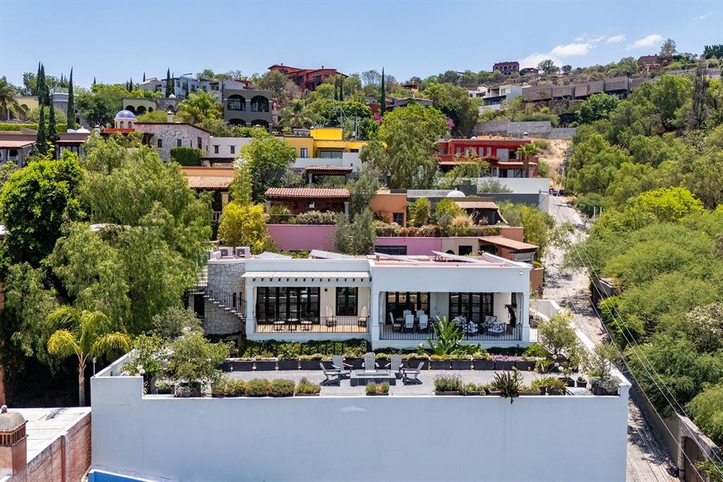 Mexico, 5 Bedrooms Bedrooms, ,7 BathroomsBathrooms,Residential,Active,138043