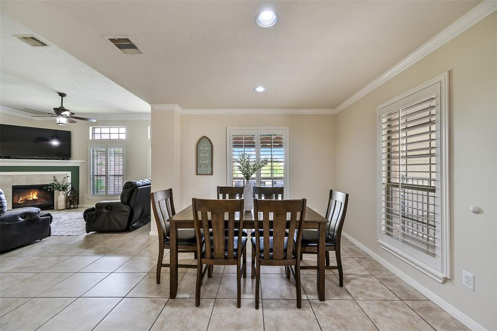 6819 Powell Lane, Manvel, Texas image 7