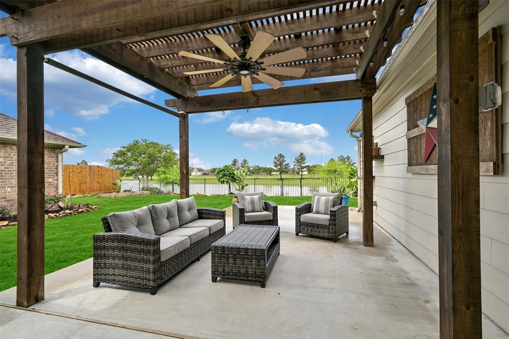 6819 Powell Lane, Manvel, Texas image 22