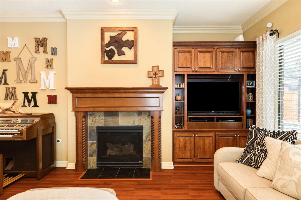 114 Arrowhead Drive, Lake Jackson, New York image 9