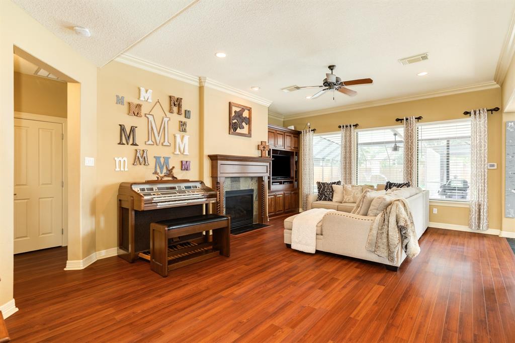 114 Arrowhead Drive, Lake Jackson, New York image 7