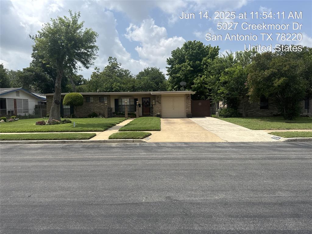5027 Creekmoor