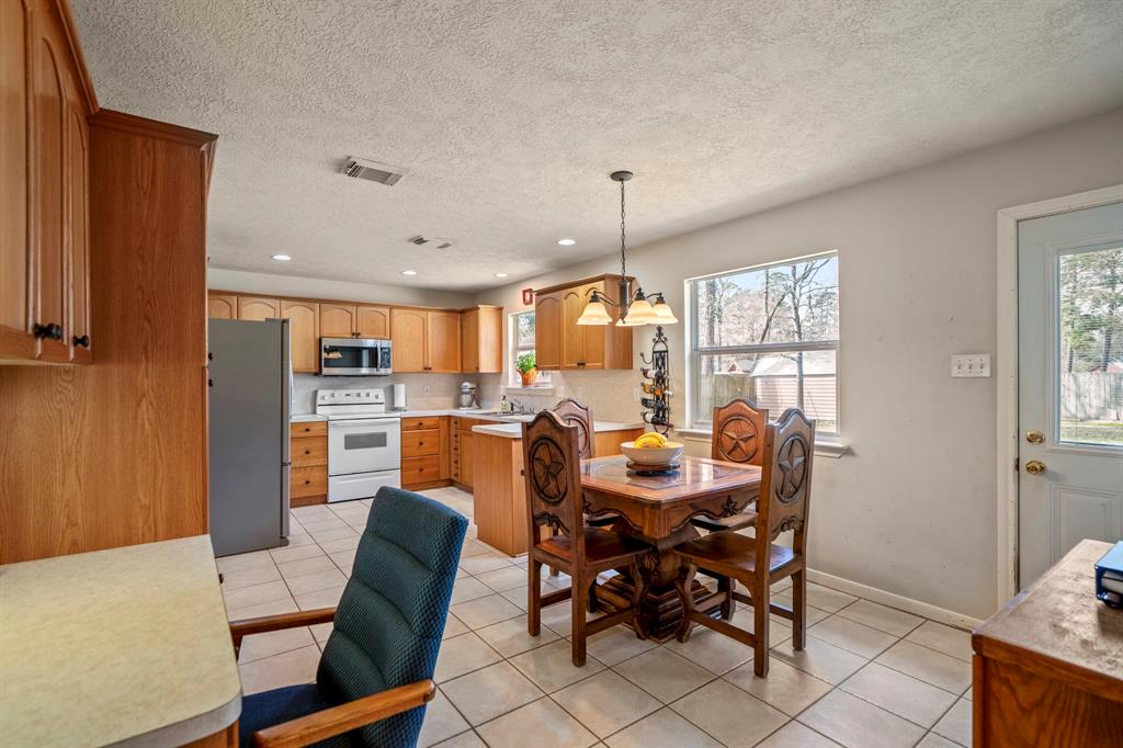 507 Mcdaniel Drive, Magnolia, Texas image 10