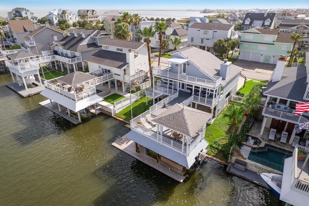 3411 Petite Circle