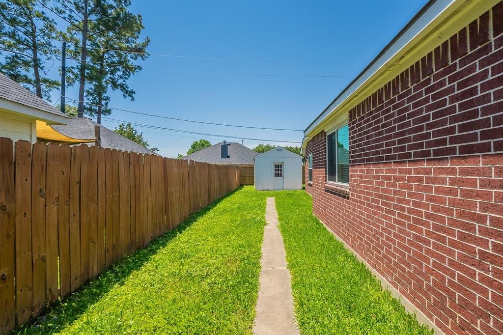 18307 Shadow Grove Lane, Crosby, Texas image 40