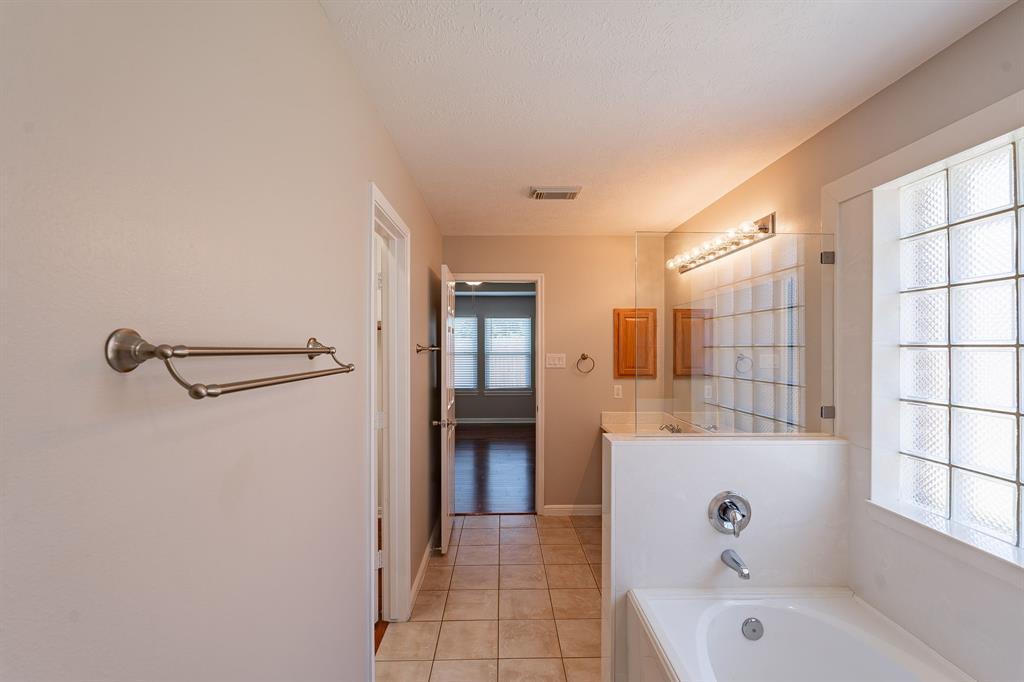 18307 Shadow Grove Lane, Crosby, Texas image 17