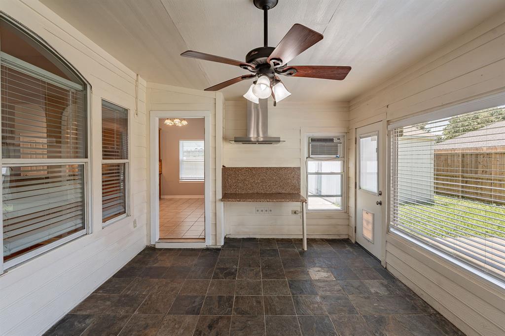 18307 Shadow Grove Lane, Crosby, Texas image 36