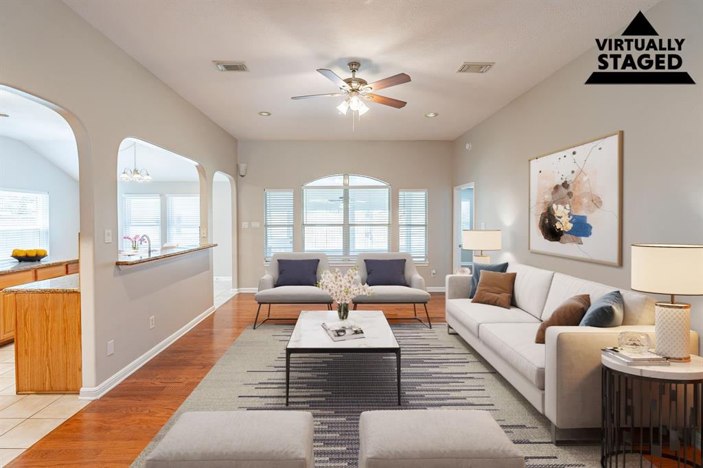 18307 Shadow Grove Lane, Crosby, Texas image 9