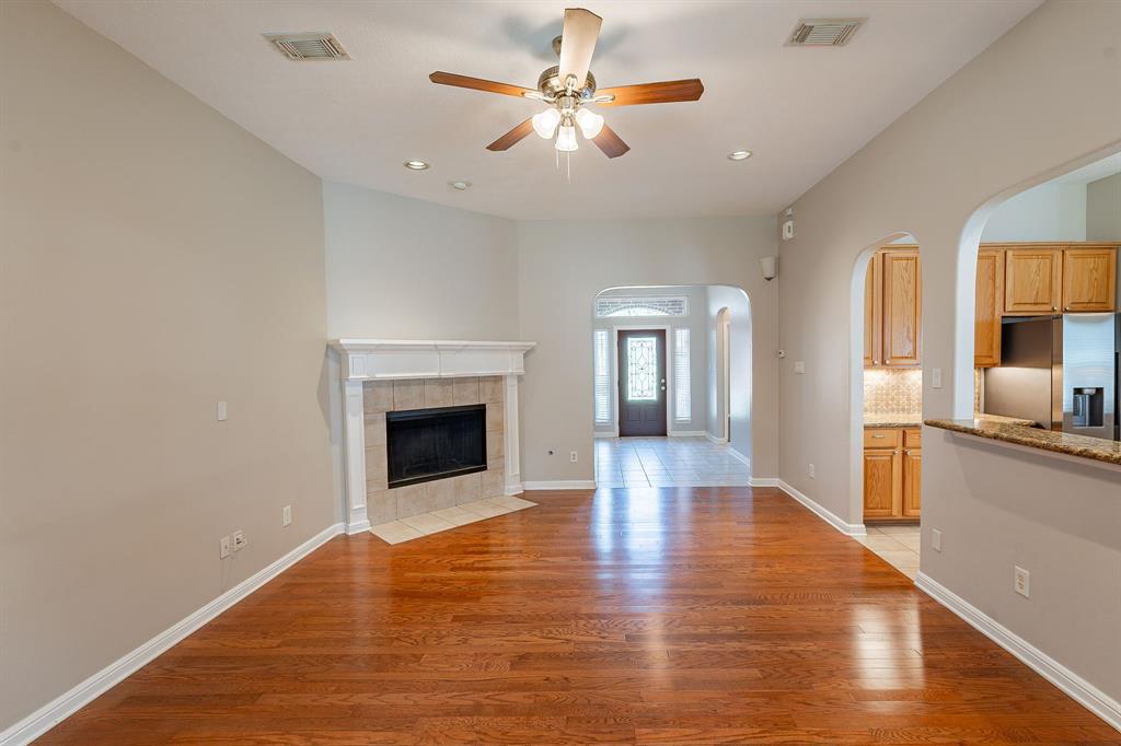 18307 Shadow Grove Lane, Crosby, Texas image 10