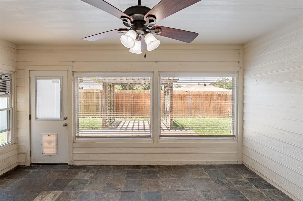 18307 Shadow Grove Lane, Crosby, Texas image 34