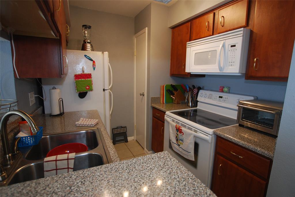 3506 Cove View Boulevard #908, Galveston, Texas image 7