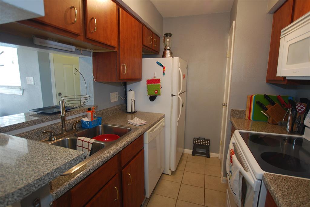 3506 Cove View Boulevard #908, Galveston, Texas image 8