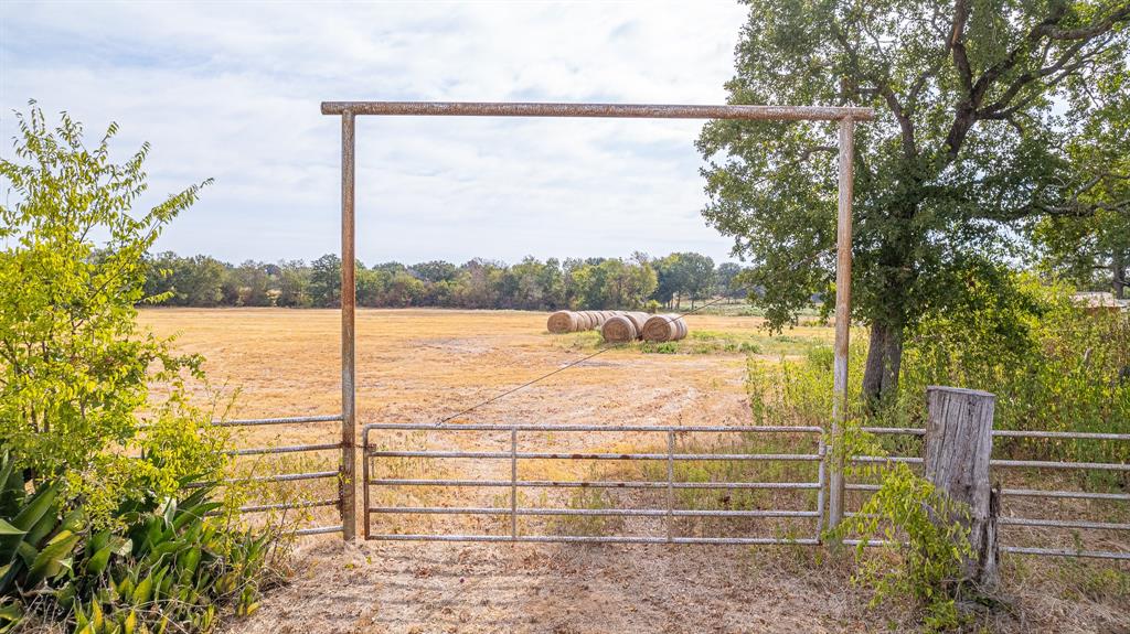 3333 Malone Road, Midway, Texas image 1