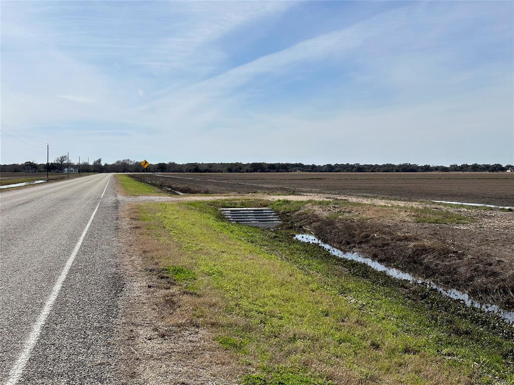 000 Fm-234, Edna, Texas image 4