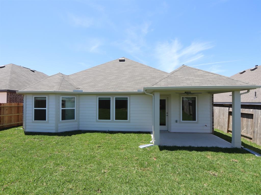 562 Bluebell Maiden Court, Magnolia, Texas image 5