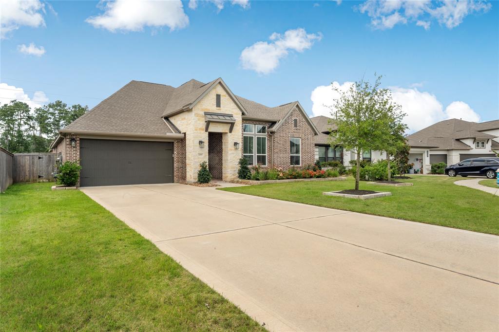 24815 Pavonia Lake Lane