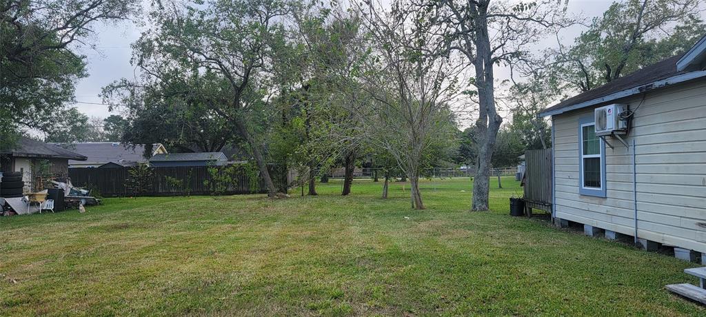 4812 35th Street, Dickinson, Texas image 6