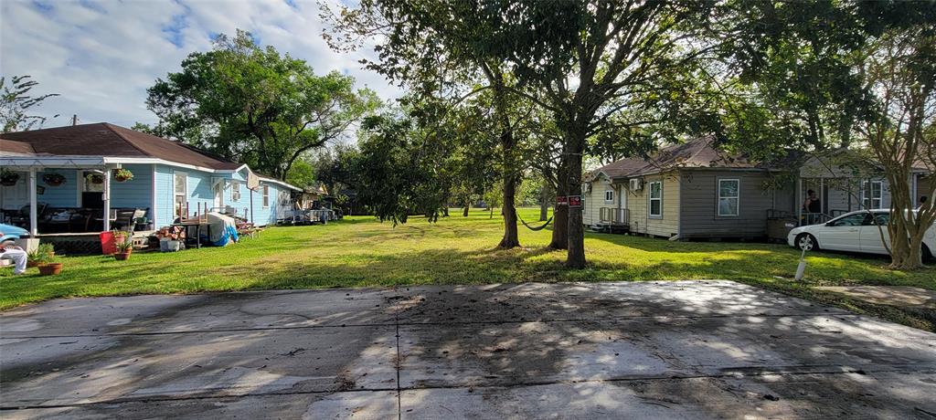 4812 35th Street, Dickinson, Texas image 10