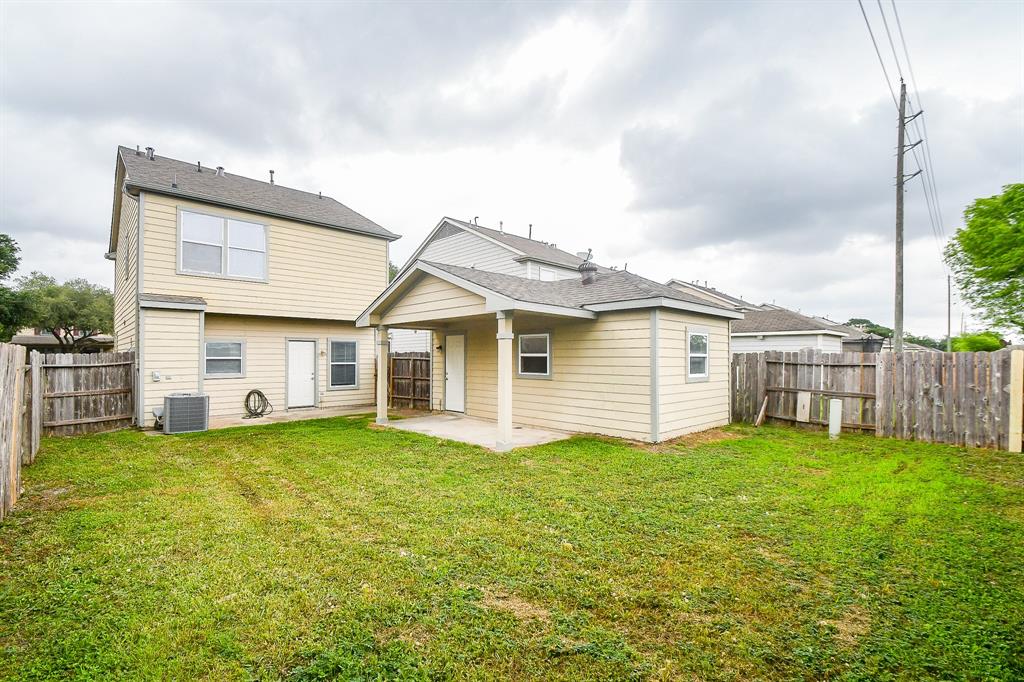 18803 Sandelford Drive, Katy, Texas image 32