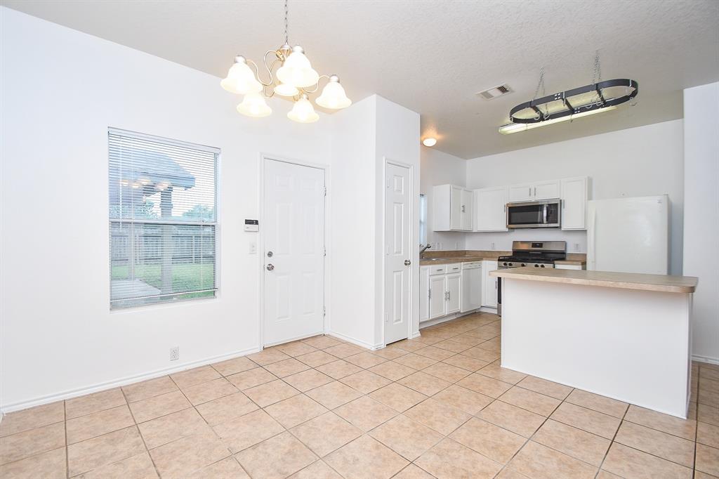 18803 Sandelford Drive, Katy, Texas image 7