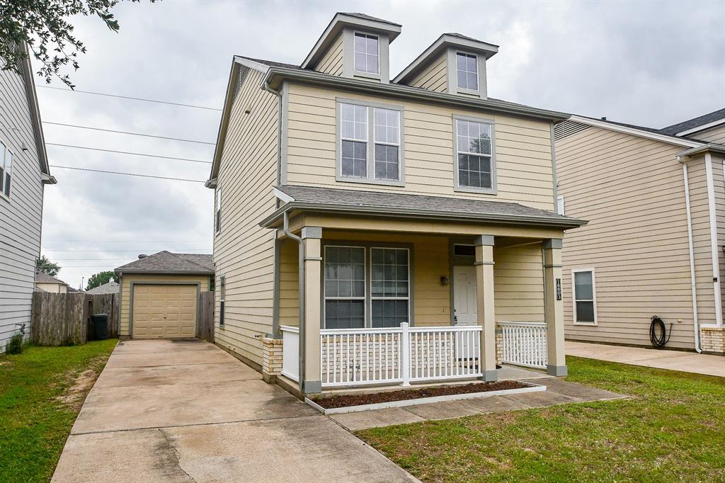 18803 Sandelford Drive, Katy, Texas image 2