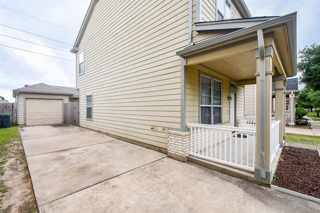 18803 Sandelford Drive, Katy, Texas image 4