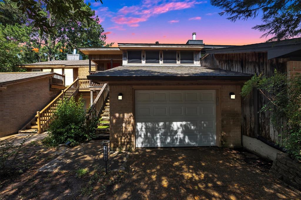 1503 Wimbledon Drive, Huntsville, Texas image 2