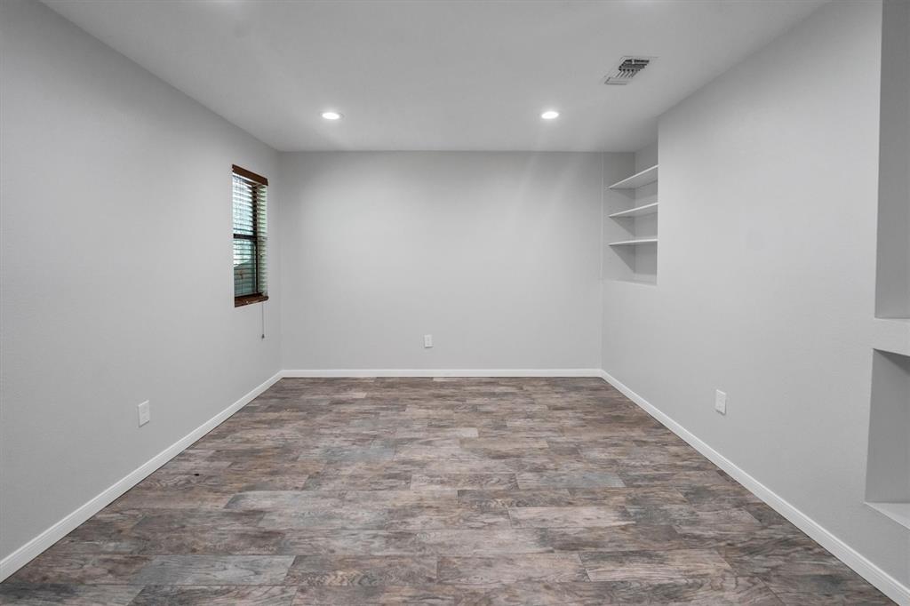 1503 Wimbledon Drive, Huntsville, Texas image 13