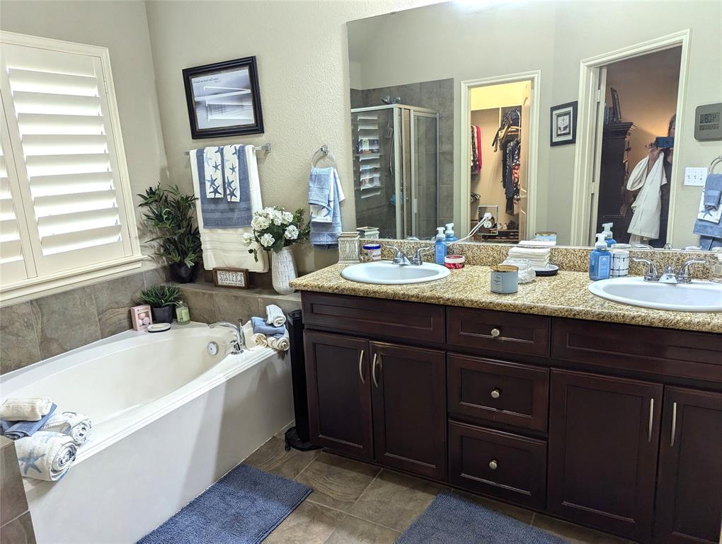 995 Northampton Drive, Conroe, Texas image 18