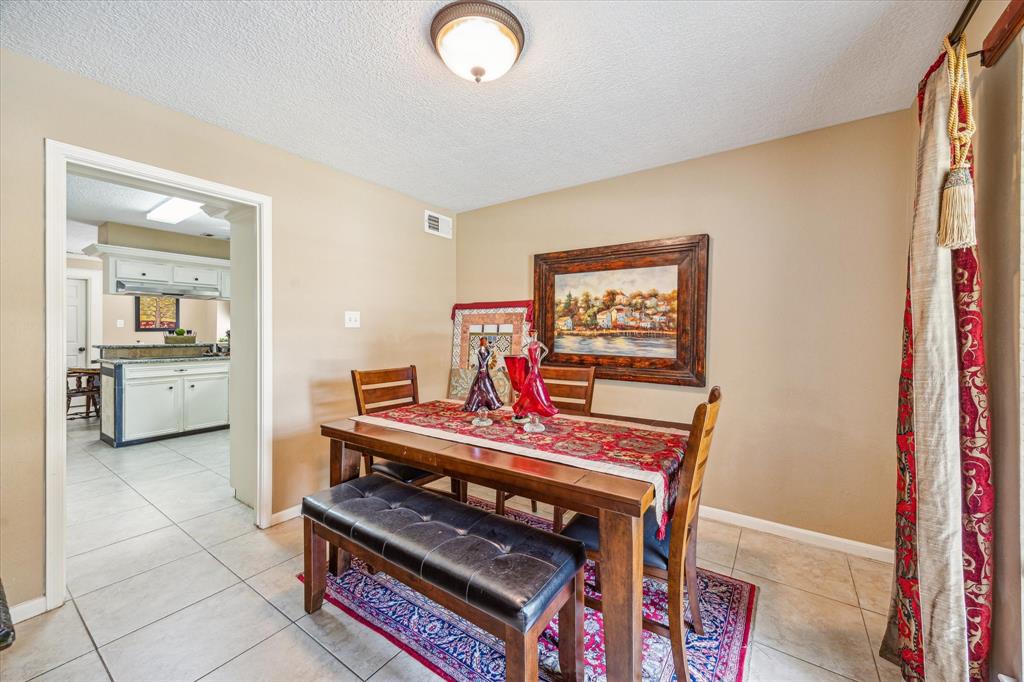 5715 Glenmere Lane, Spring, Texas image 19