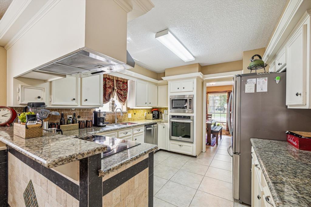 5715 Glenmere Lane, Spring, Texas image 14