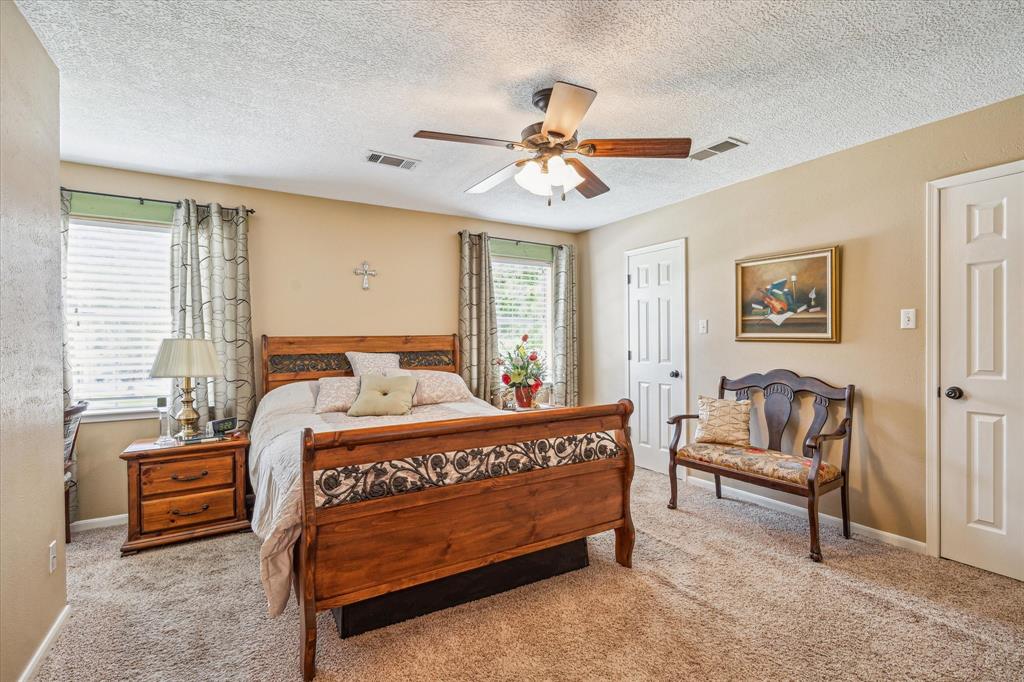 5715 Glenmere Lane, Spring, Texas image 9