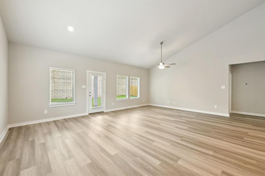 1423 Waggoner Ranch Trail, Conroe, Texas image 10