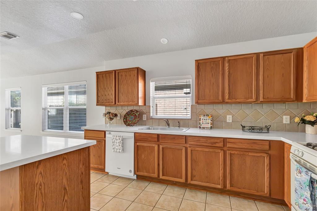 7310 Wisteria Chase Place, Humble, Texas image 16