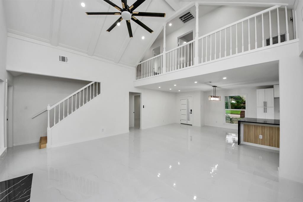 14643 Ravenhurst Lane