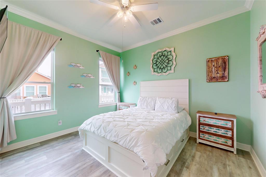 2627 Holiday Drive, Port Bolivar, Texas image 23